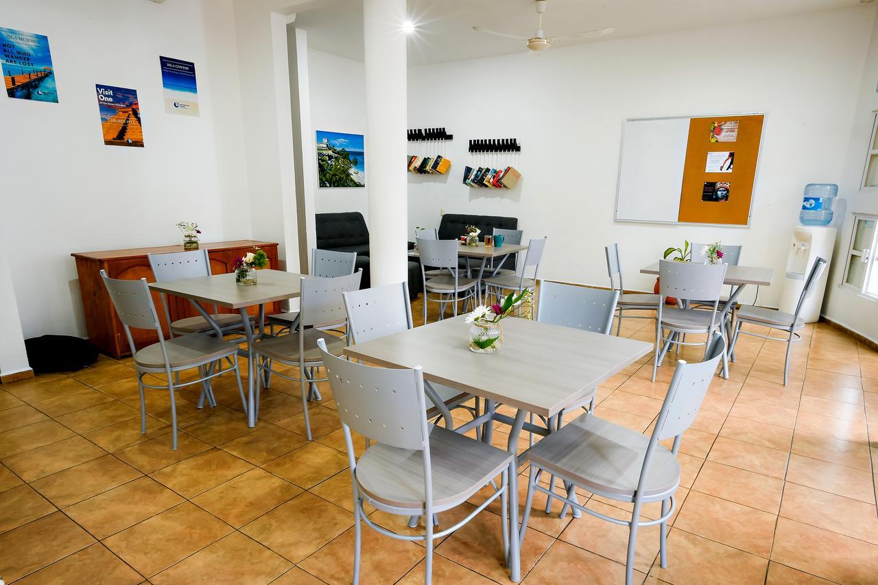 International House Hotell Playa del Carmen Exteriör bild